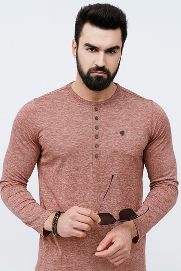 "Men’s 7-Button Henley Long Sleeve T-Shirt – Rust Heather"/MH