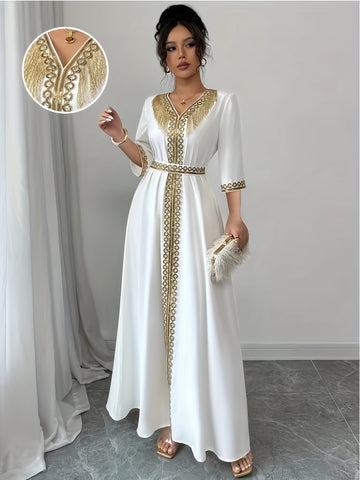 Elegant White V-Neck Maxi Dress with Golden Accents./MH