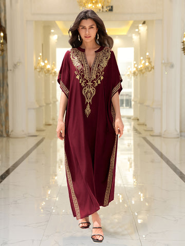 EDOLYNSA Plus Size Embroidered V-Neck Kaftan Dress, Casual Comfortable Short Sleeve Side Split Batwing Sleeve Beach Dress, Non-Stretch Viscose Fabric, for Spring/Summer/Fall - Q1735