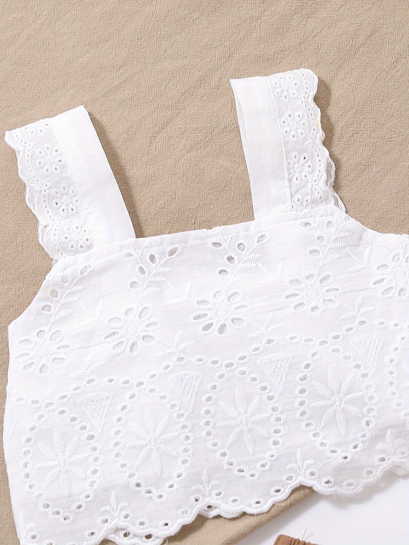 Adorable 2-Piece Outfit for Baby Girls: Comfy Cotton Cami Crop Top & Pants Set!