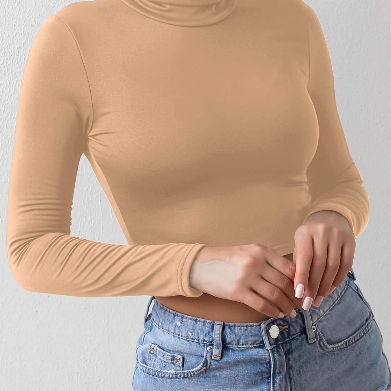 European and American Fashion Sexy Short Women's Top .