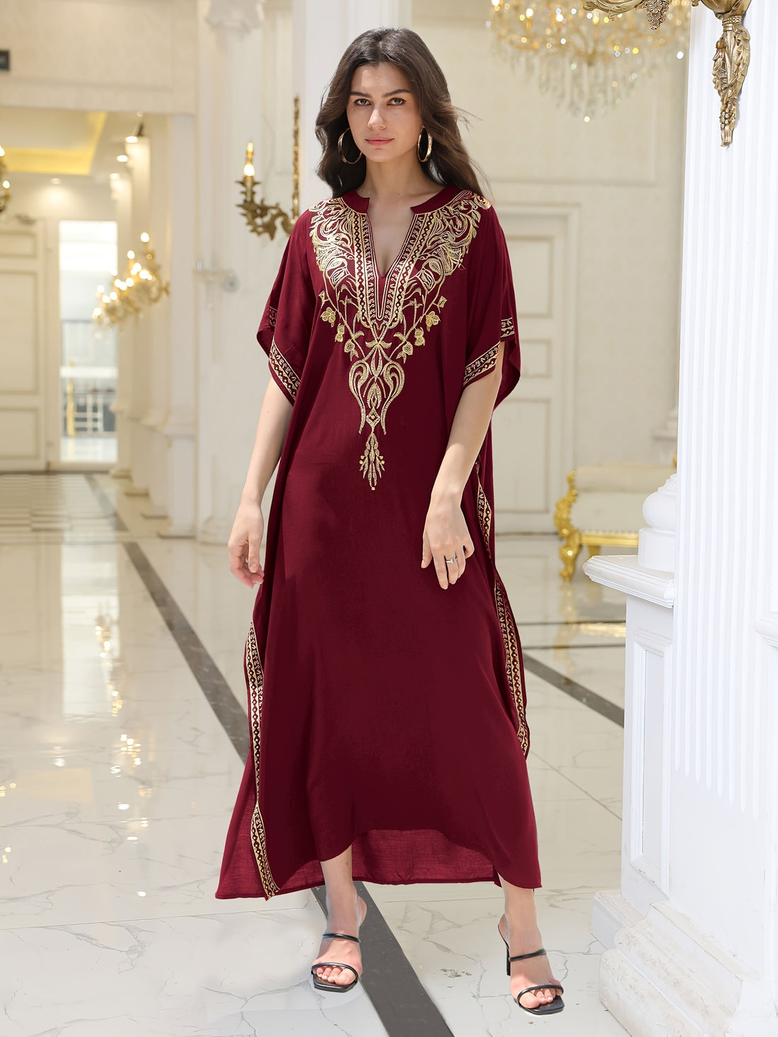 EDOLYNSA Plus Size Embroidered V-Neck Kaftan Dress, Casual Comfortable Short Sleeve Side Split Batwing Sleeve Beach Dress, Non-Stretch Viscose Fabric, for Spring/Summer/Fall - Q1735