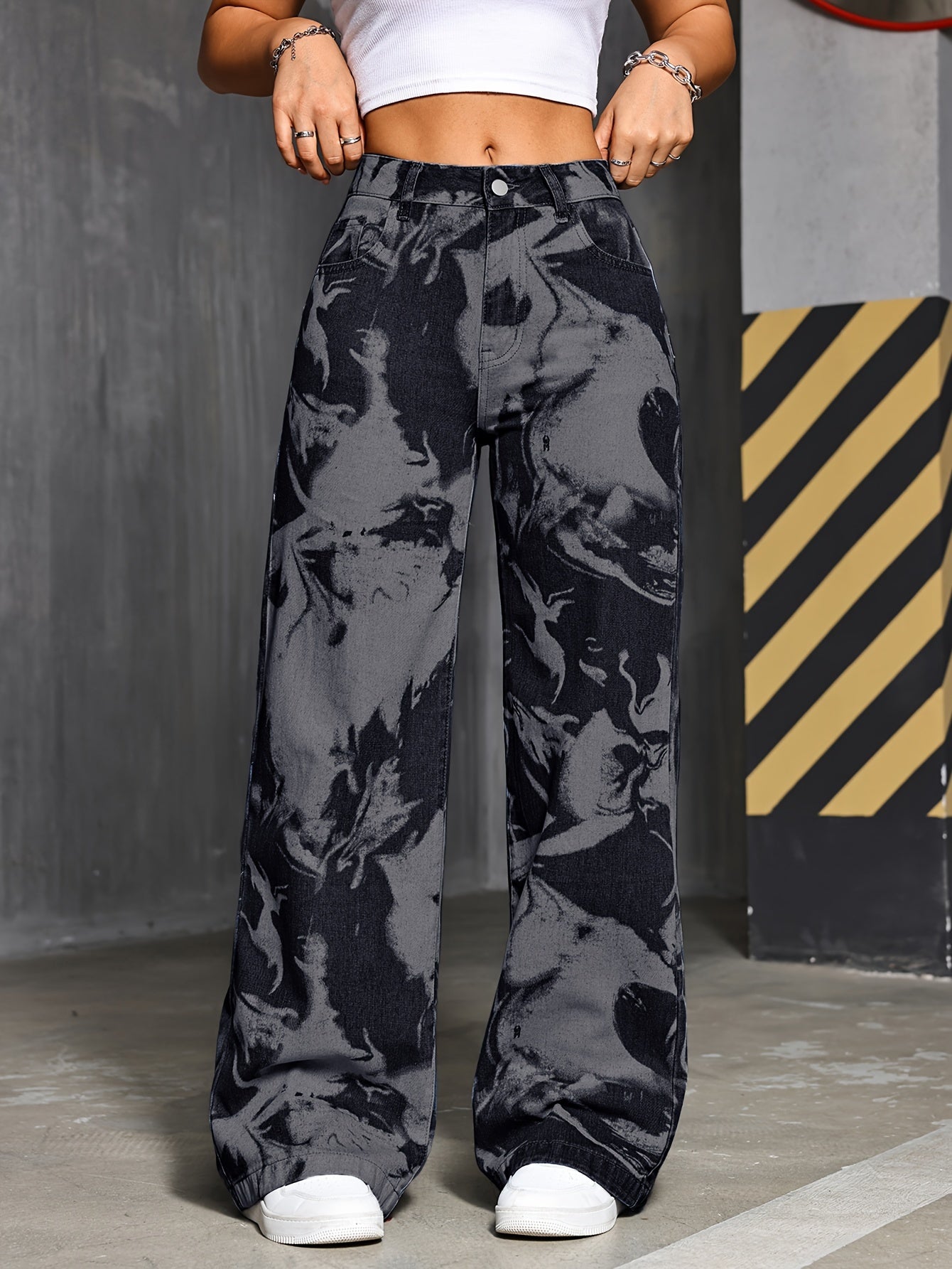 [Everyday Comfort] Women's Casual High-Waist Denim Jeans - Loose Fit, Random Print, Straight Leg, Mid-Rise, Button Closure, Comfortable Blend, Perfect for Casual Attire, Everyday Comfort Jeans|Midrise Jeans|Glossy Finish Pant