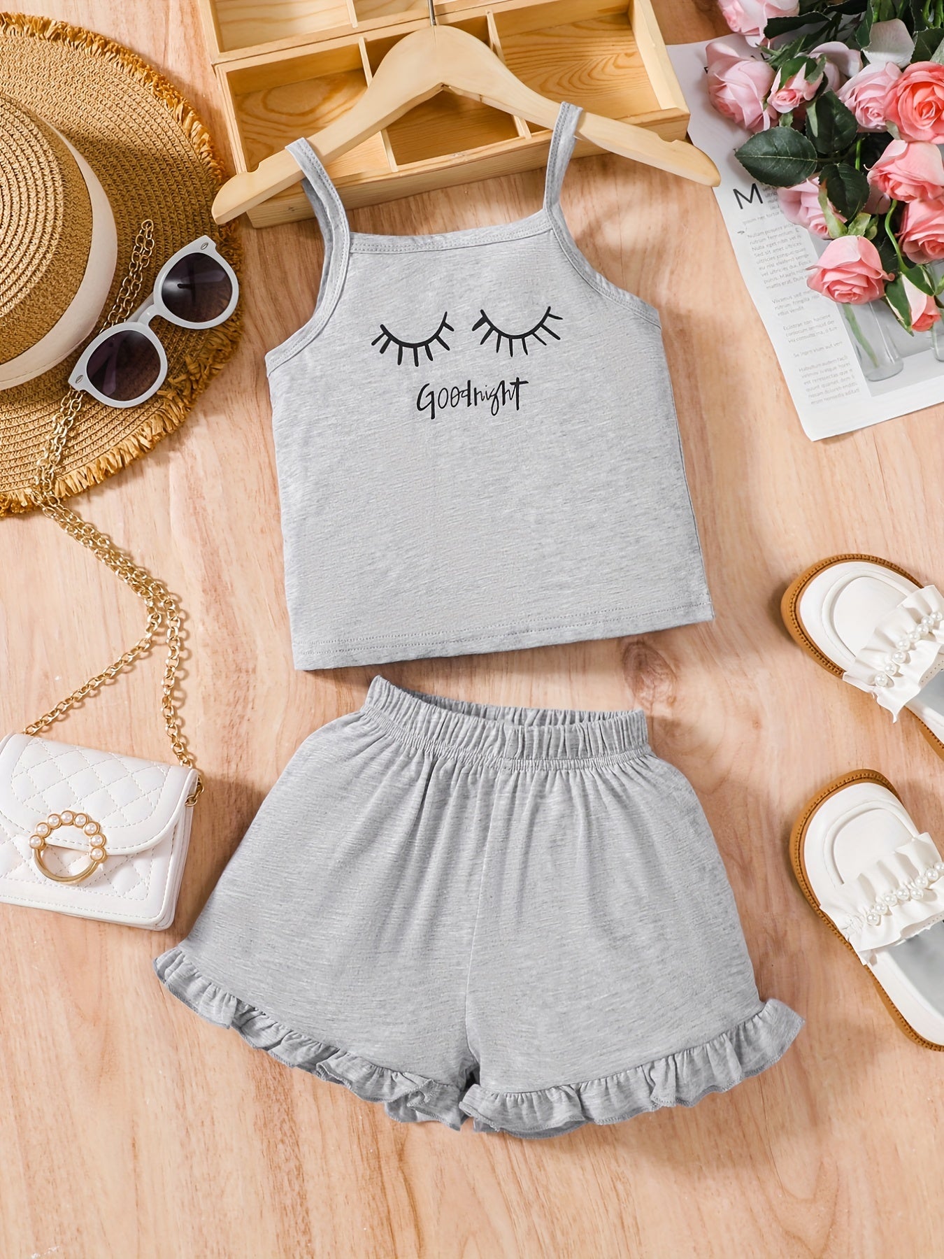 Girls Comfortable Outfit Eyelash Graphic Cami Top & Elastic Waist Ruffled Hem Shorts Set