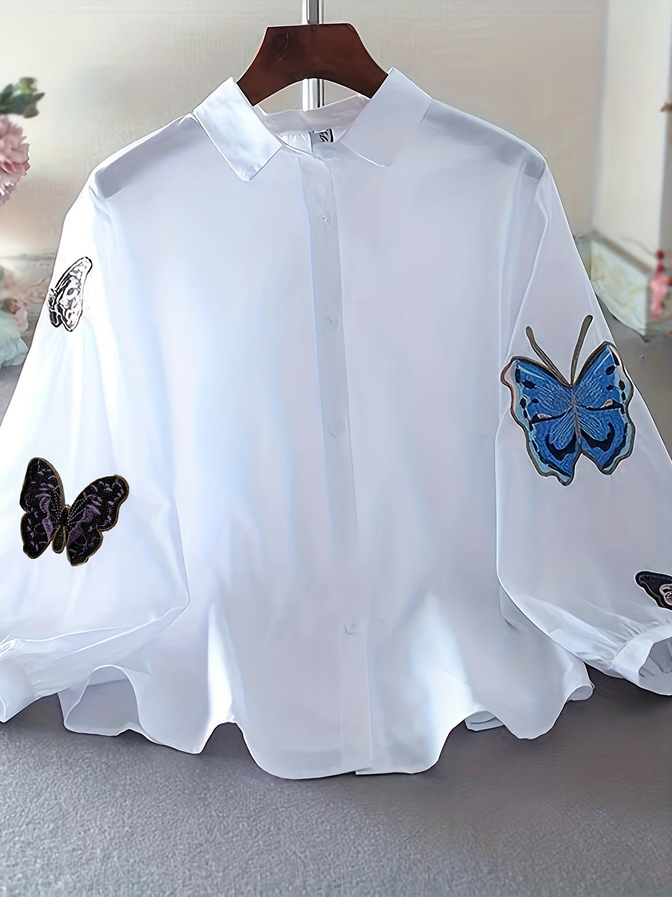 Butterflies Print Shirt, Long Sleeve Button Up Casual Top.