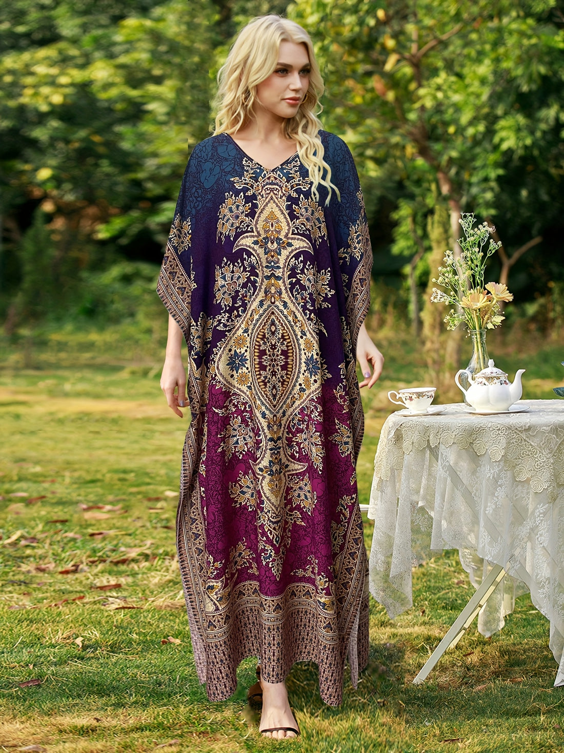 Plus Size, European and American Plus Size Women's Bohemian Vacation Dress ./MH