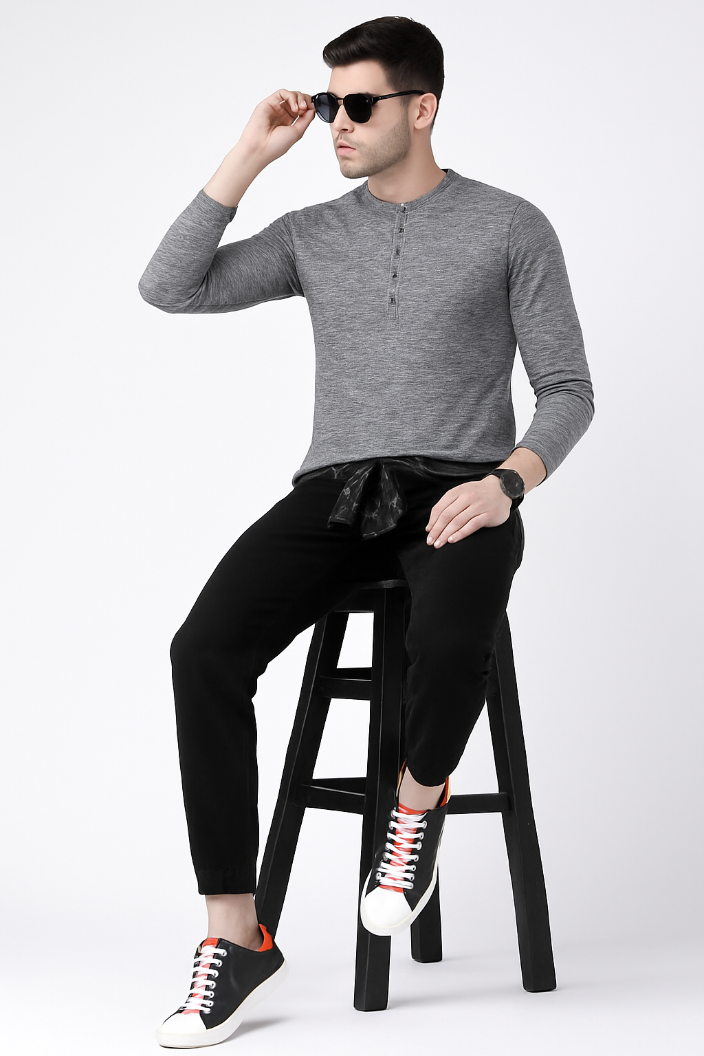 Men’s 7-Button Henley Long Sleeve T-Shirt – Light Grey Heather/ MH