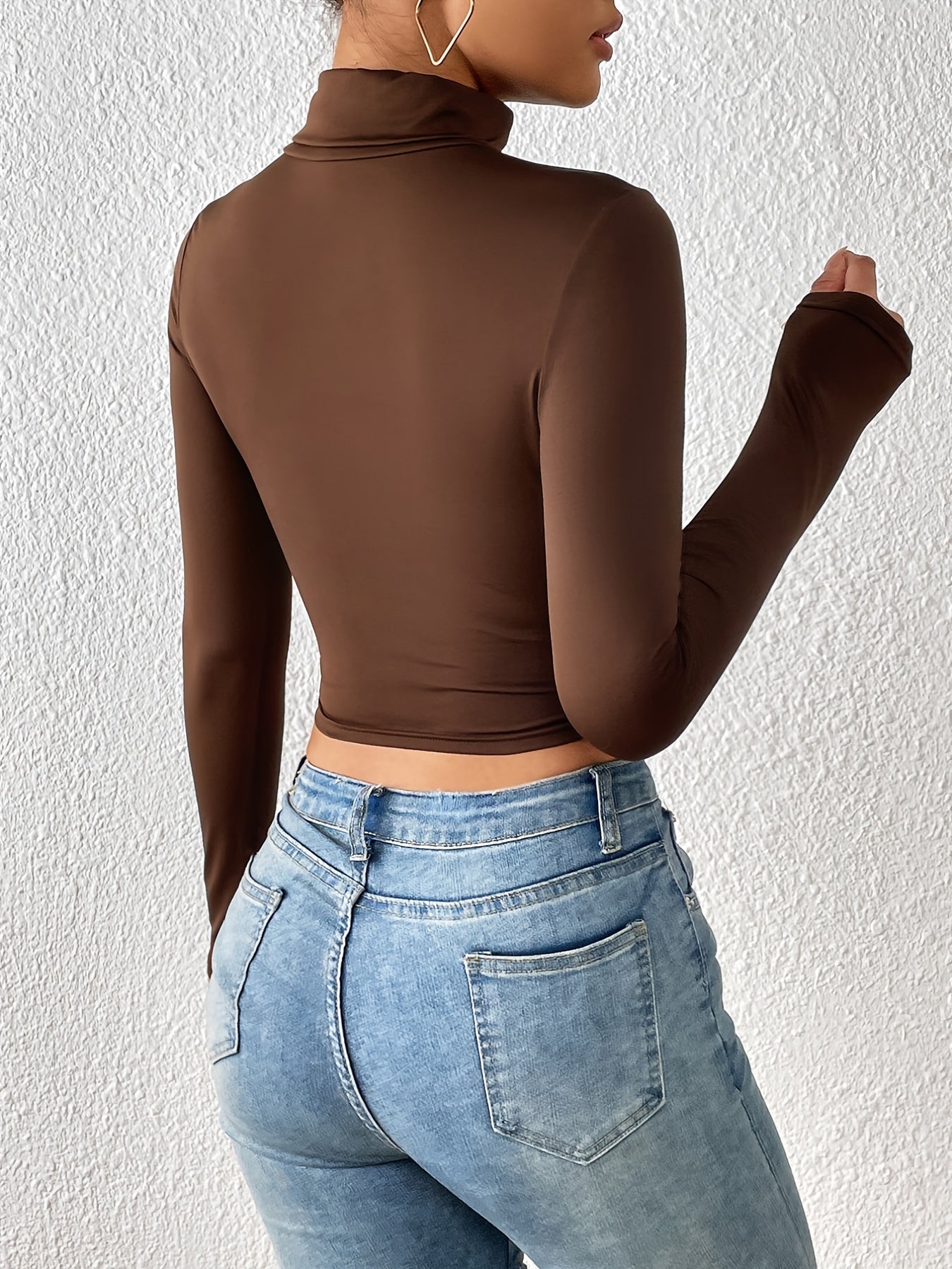 European and American Fashion Sexy Short Women's Top .