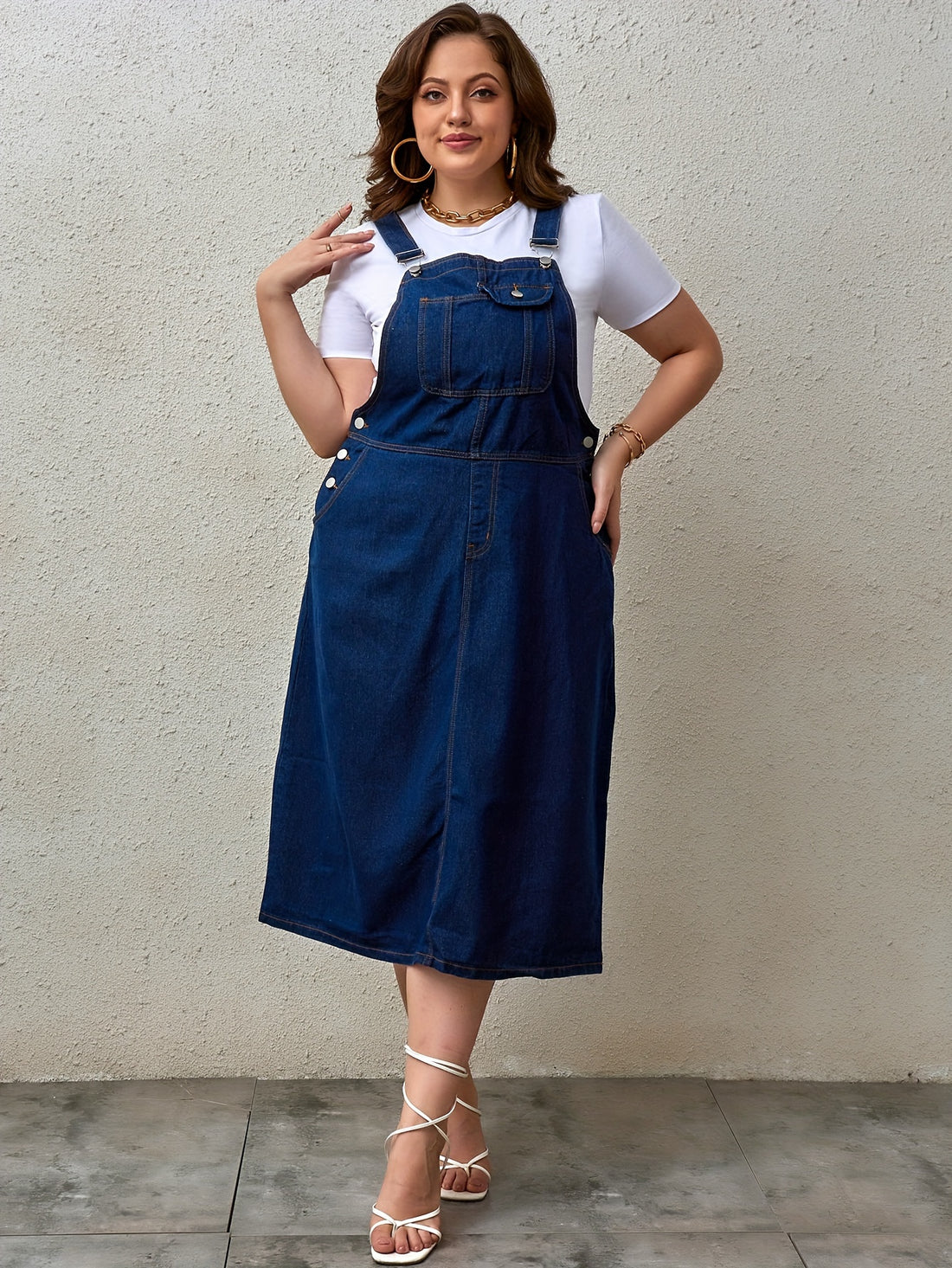 Plus-size denim dress with one-piece straps