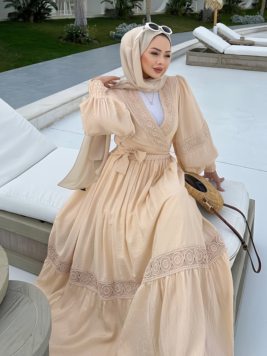 Women'S Elegant Beige V-Neck Long Dress with Crossed Waist Tie Detail - Casual Solid Color, All-Season Comfort, Perfect for Parties & Casual Attire (Headscarf Not Included), Cute Dress